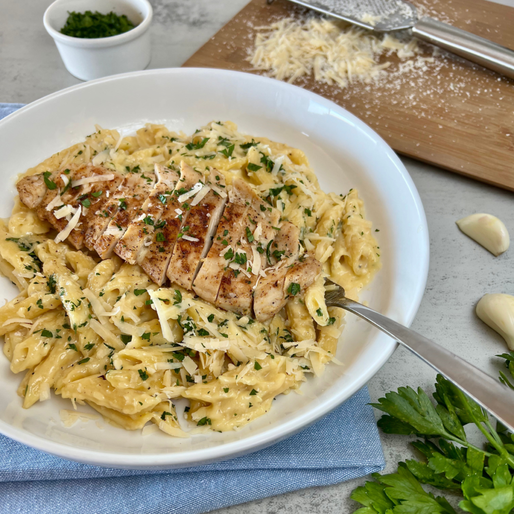 Grilled Chicken Alfredo Pasta